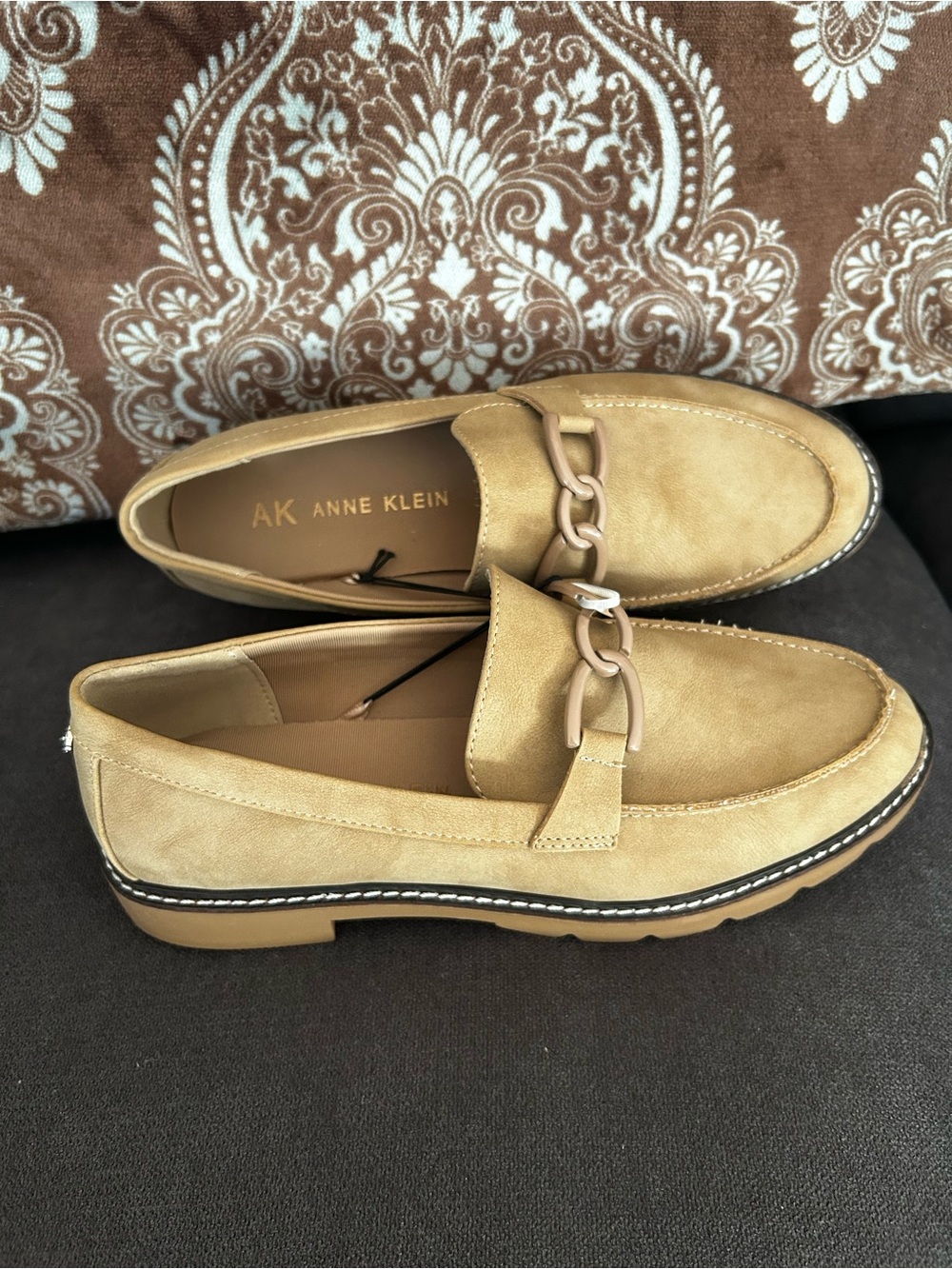 Anne Klein Women's Tan Suede Chain Ezra Loafer Flats Comfort
Slip-On US 7.5 M